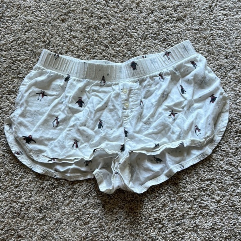 Wonderland Penguin shorts